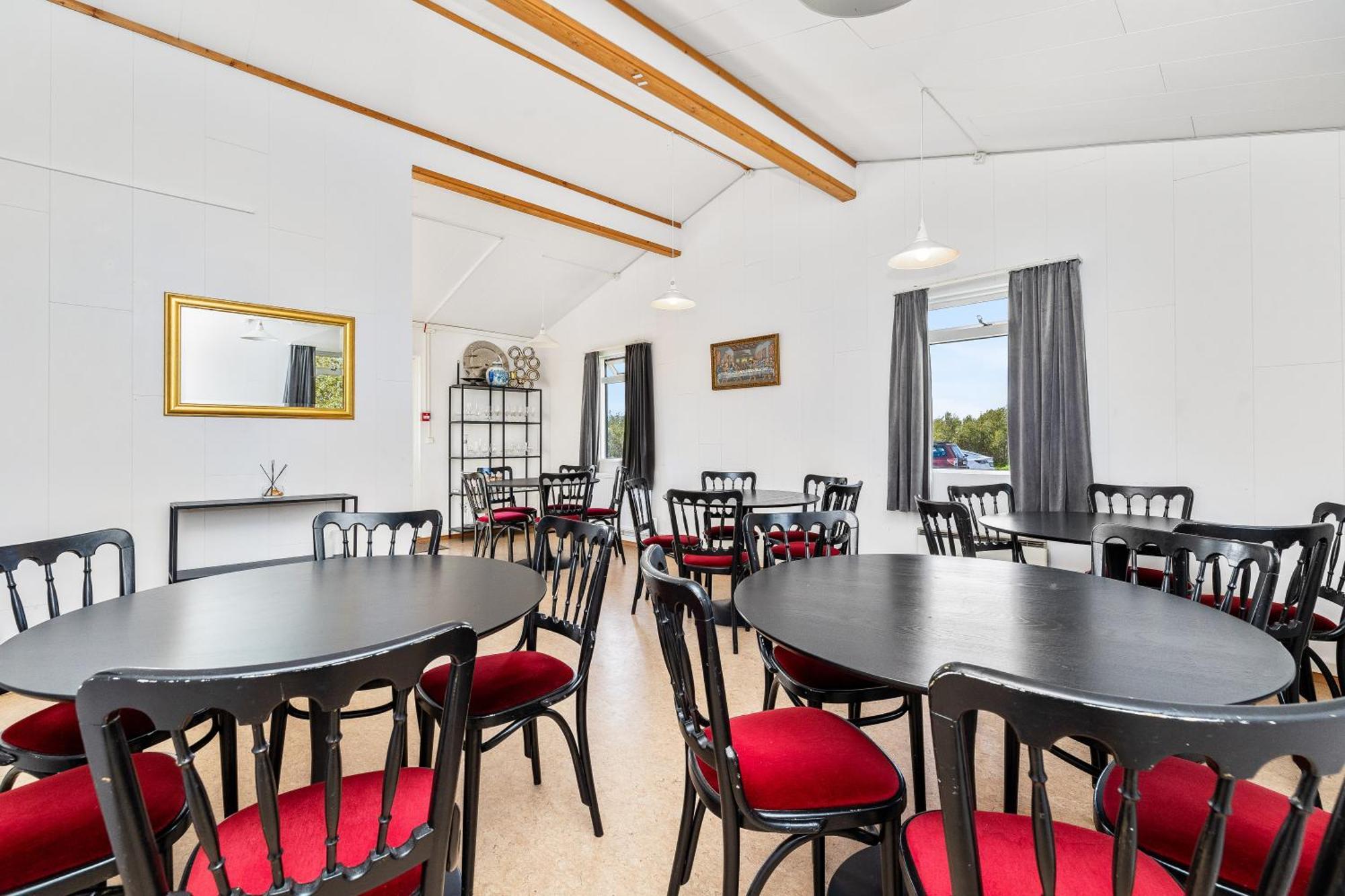 Langahlith Guesthouse - Privatete Forest - Hella Eksteriør bilde